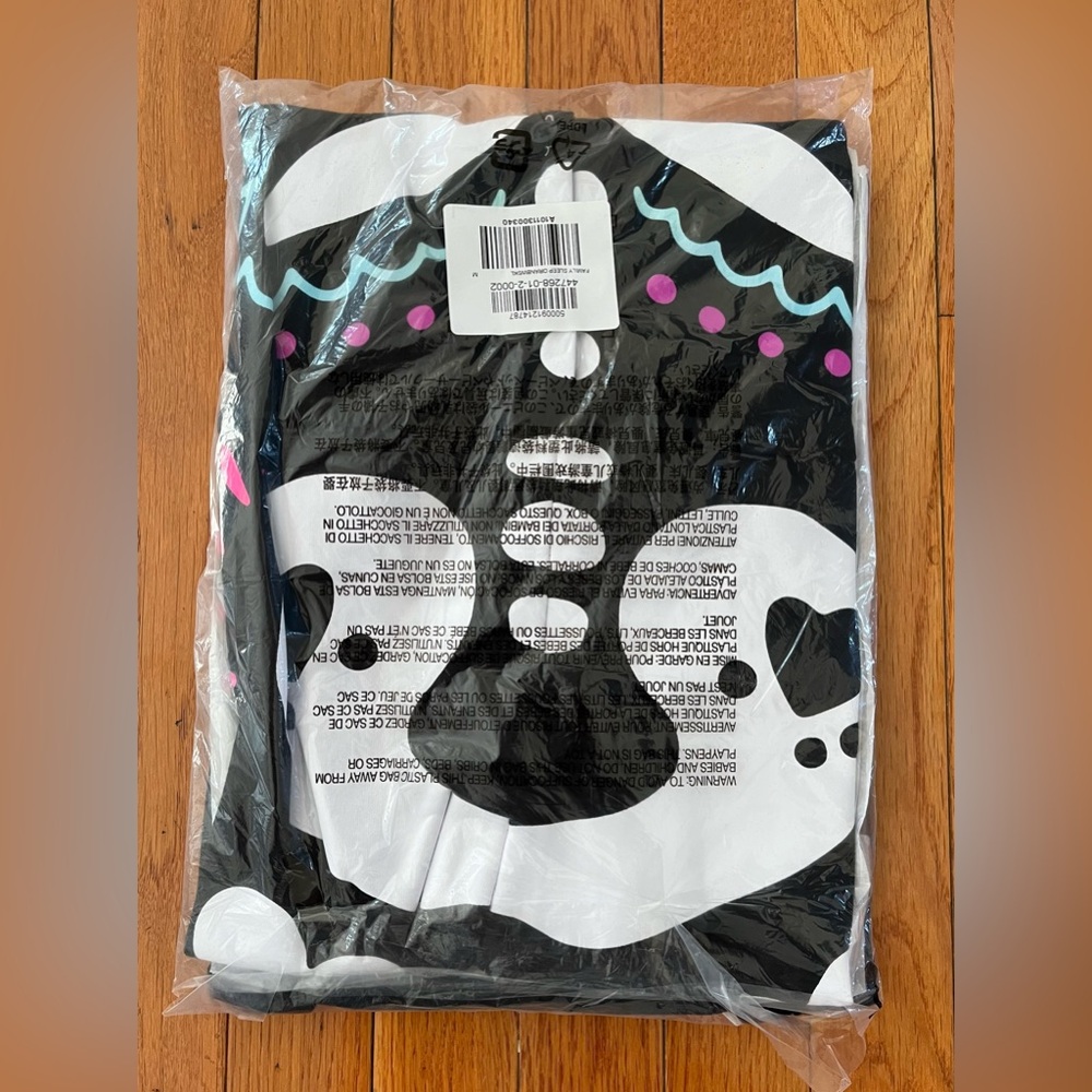Old Navy skeleton pajamas - Picture 4 of 5